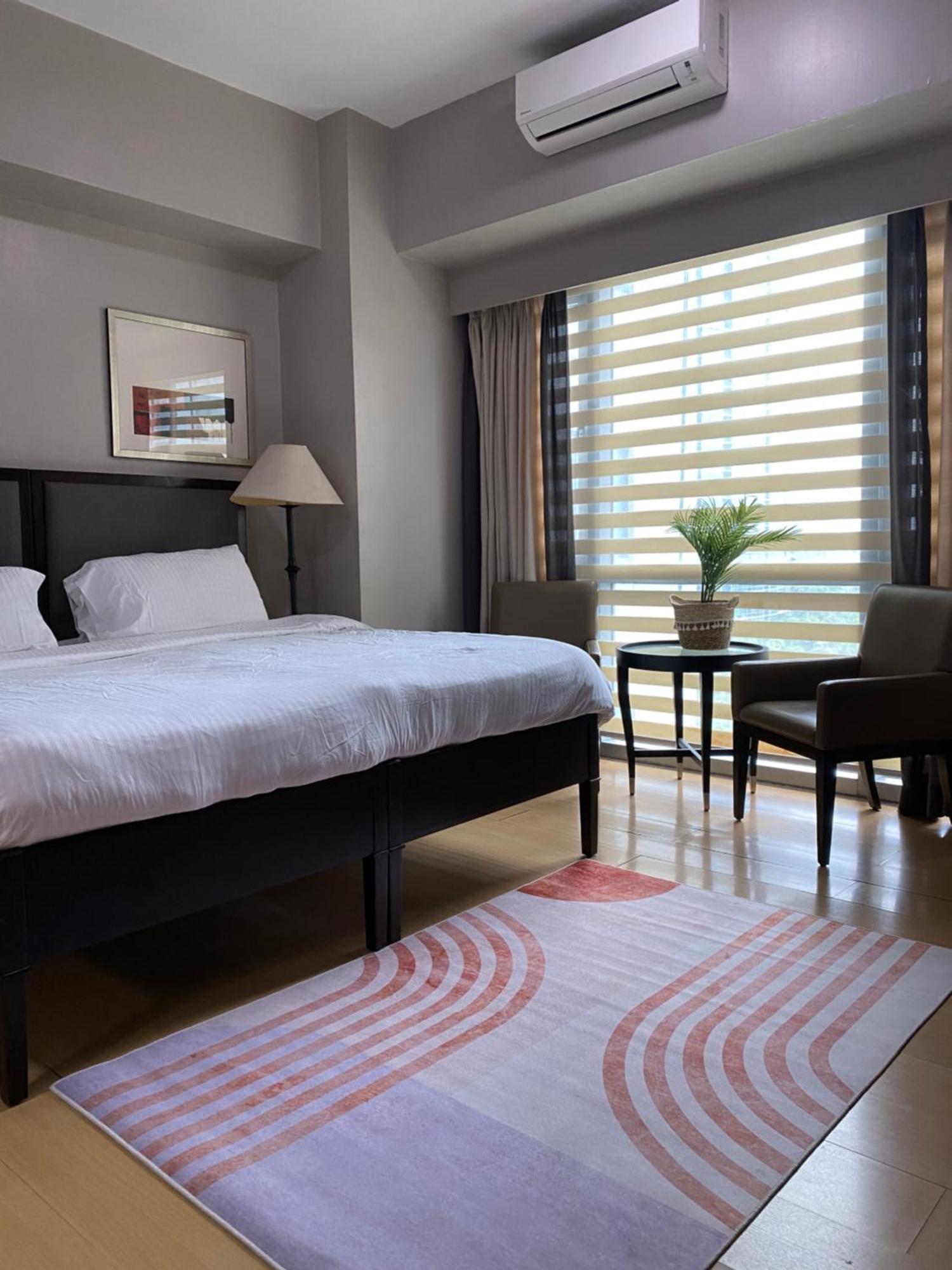 Avant At The Fort By Urban Realty 마닐라 외부 사진