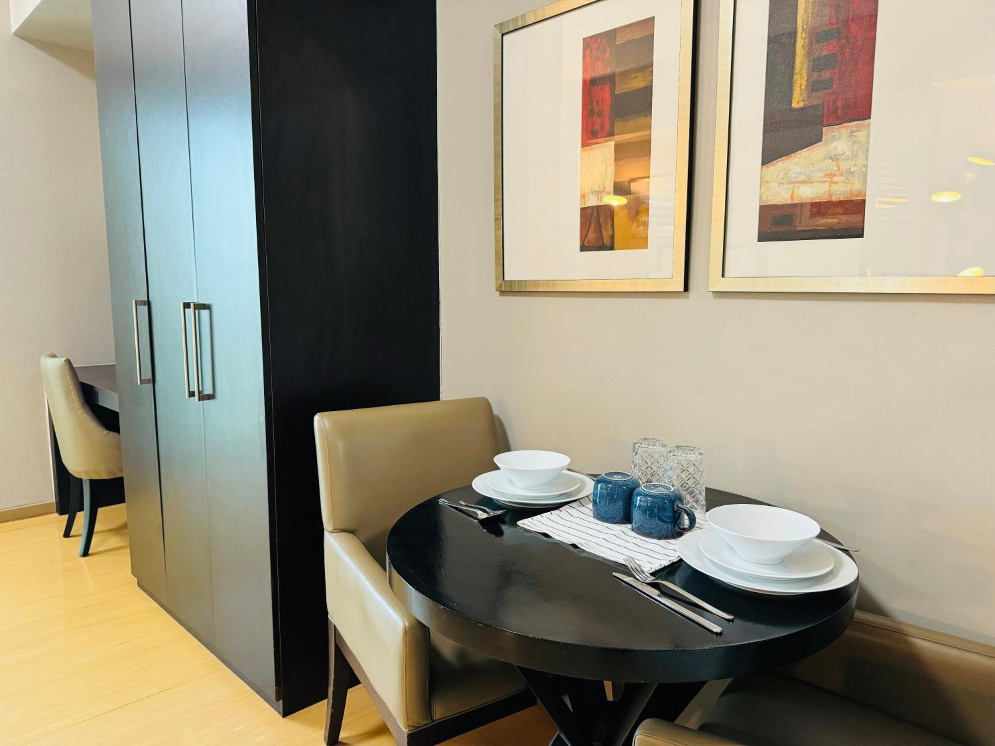 Avant At The Fort By Urban Realty 마닐라 외부 사진