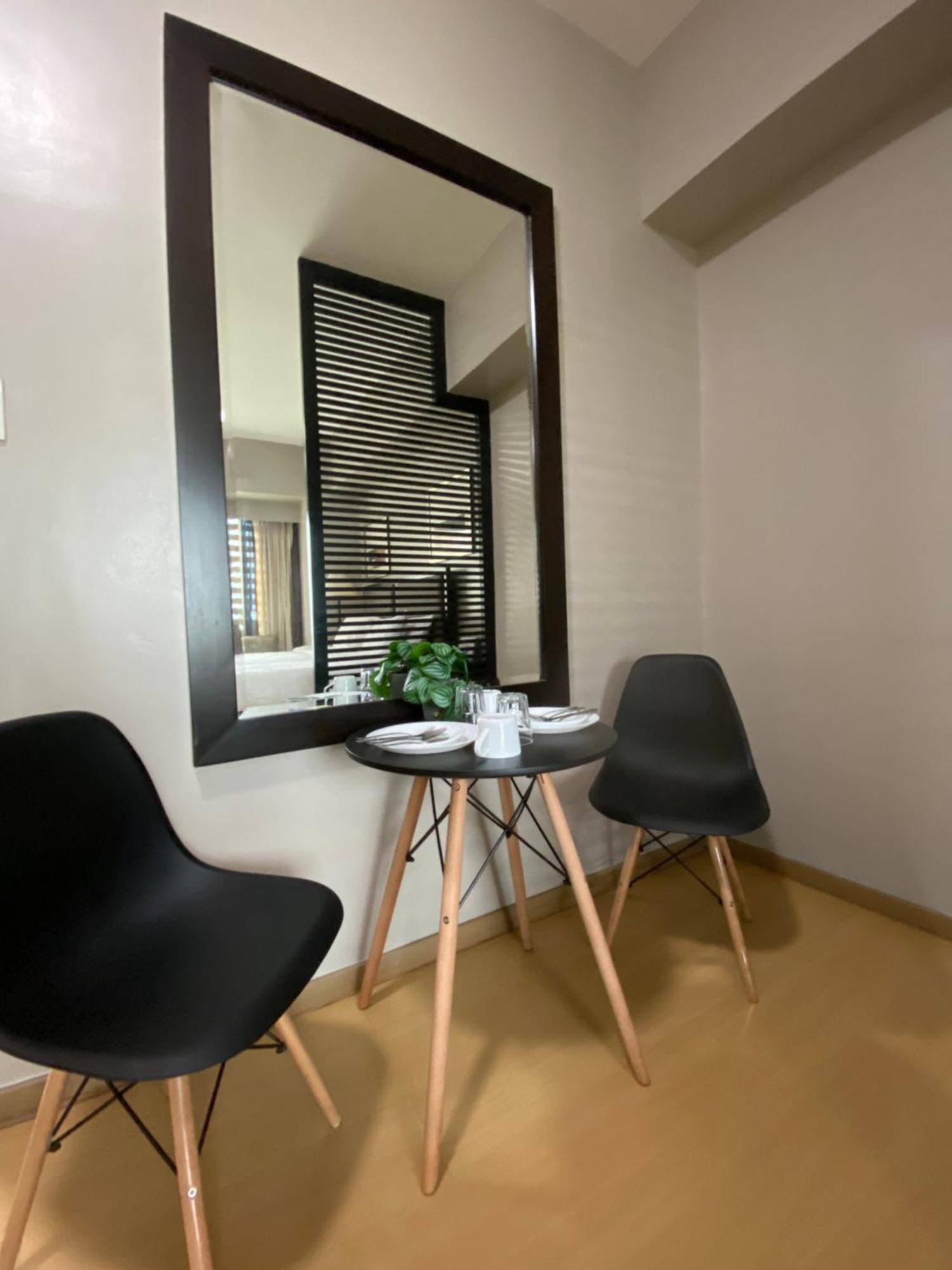 Avant At The Fort By Urban Realty 마닐라 외부 사진